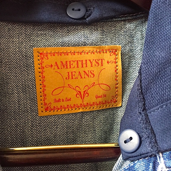 Hooded Denim Vest - Picture 4 of 7